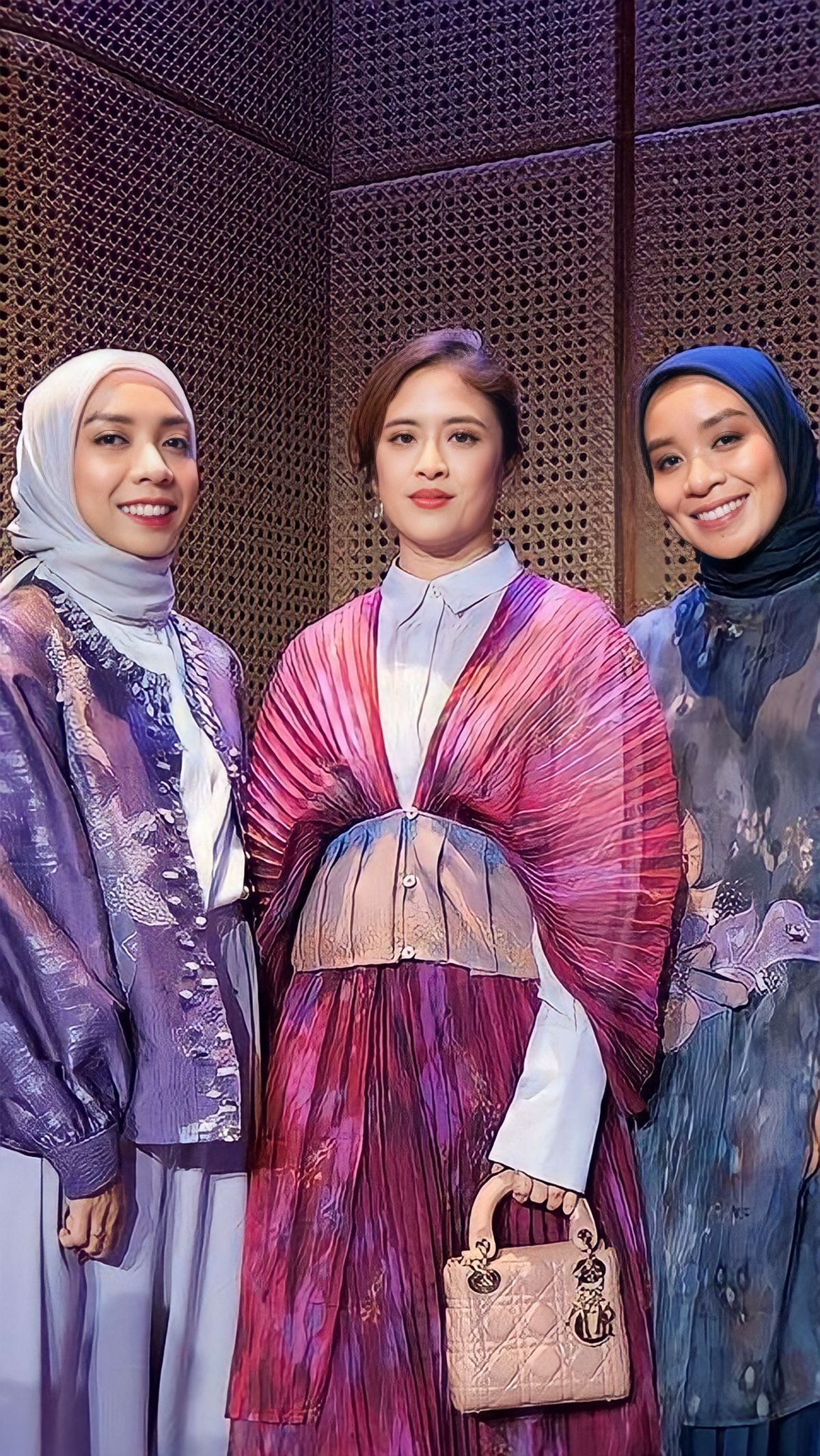 Koleksi Nuansa Bunga KAMI Bakal Dibawa ke London Fashion Week 2023