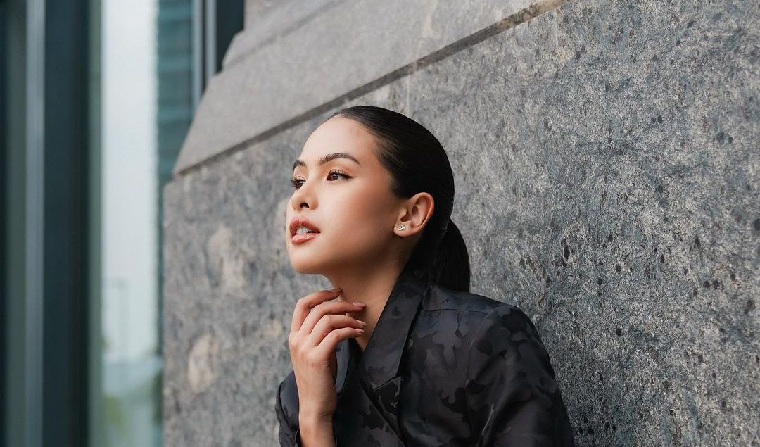 6 Potret Maudy Ayunda dalam Hanbok Batik, Gabungan Kain Tradisional dan ...