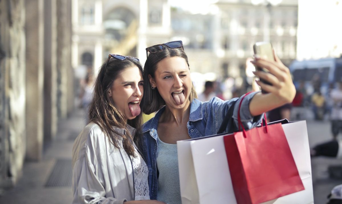 55 Funny Best Friend Quotes To Make You Laugh