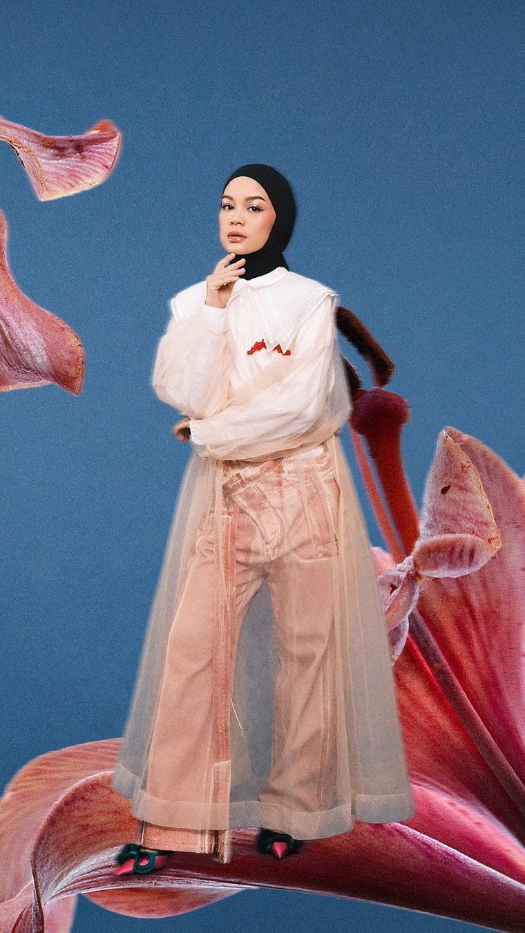 Tengok Potret Anggun Tantri Namirah dengan Outfit Pastel
