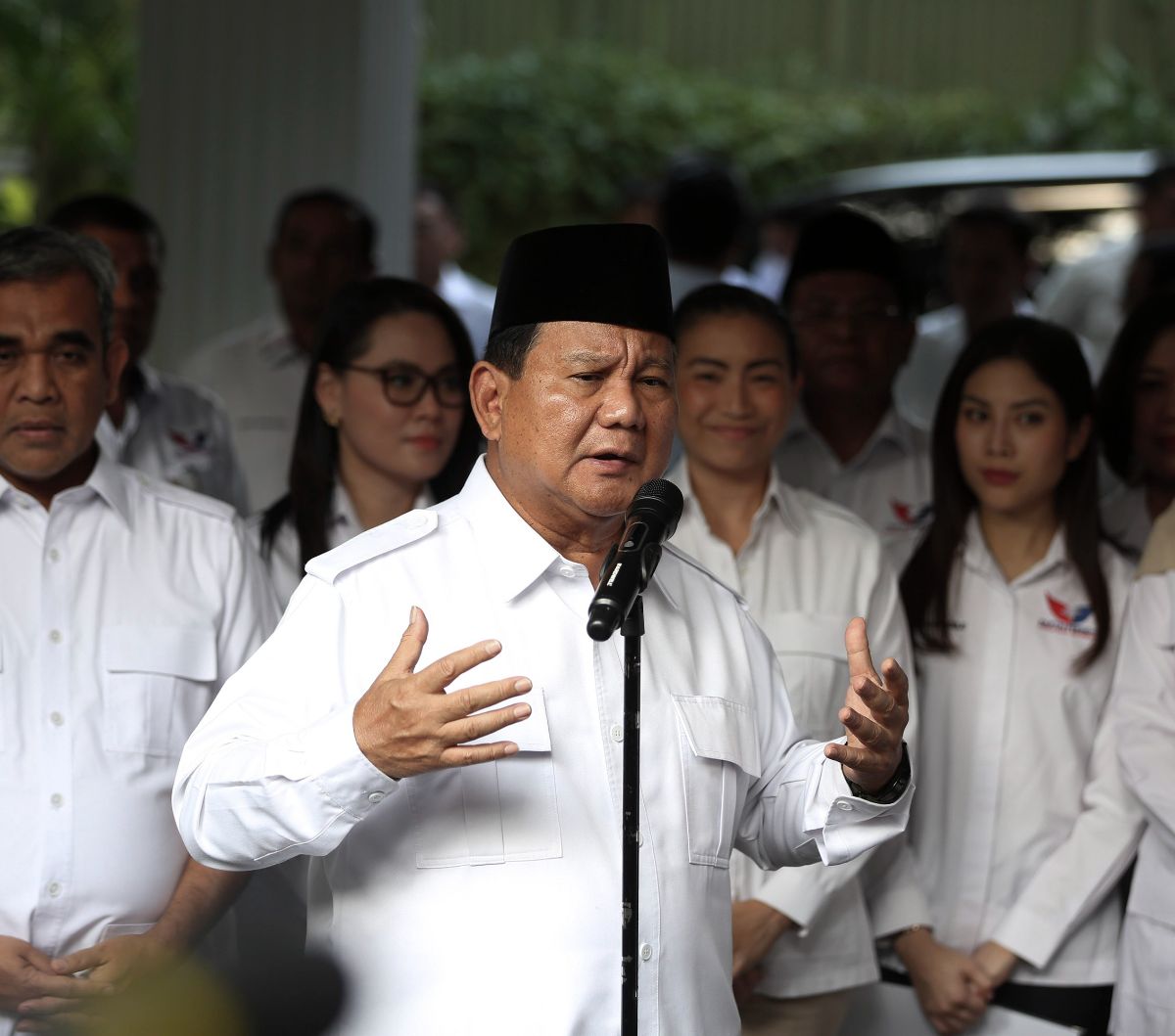 Prabowo Siapkan Program Makan Gratis Anak Sekolah-Ibu Hamil, Ini ...