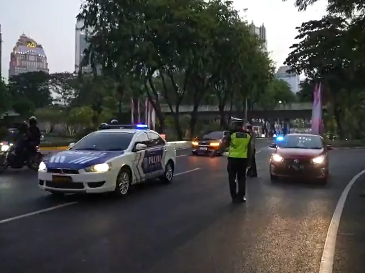 Heboh Mobil Patwal Polisi Diteriaki Terobos Iring-iringan Delegasi KTT ASEAN, Ternyata Ini Alasannya