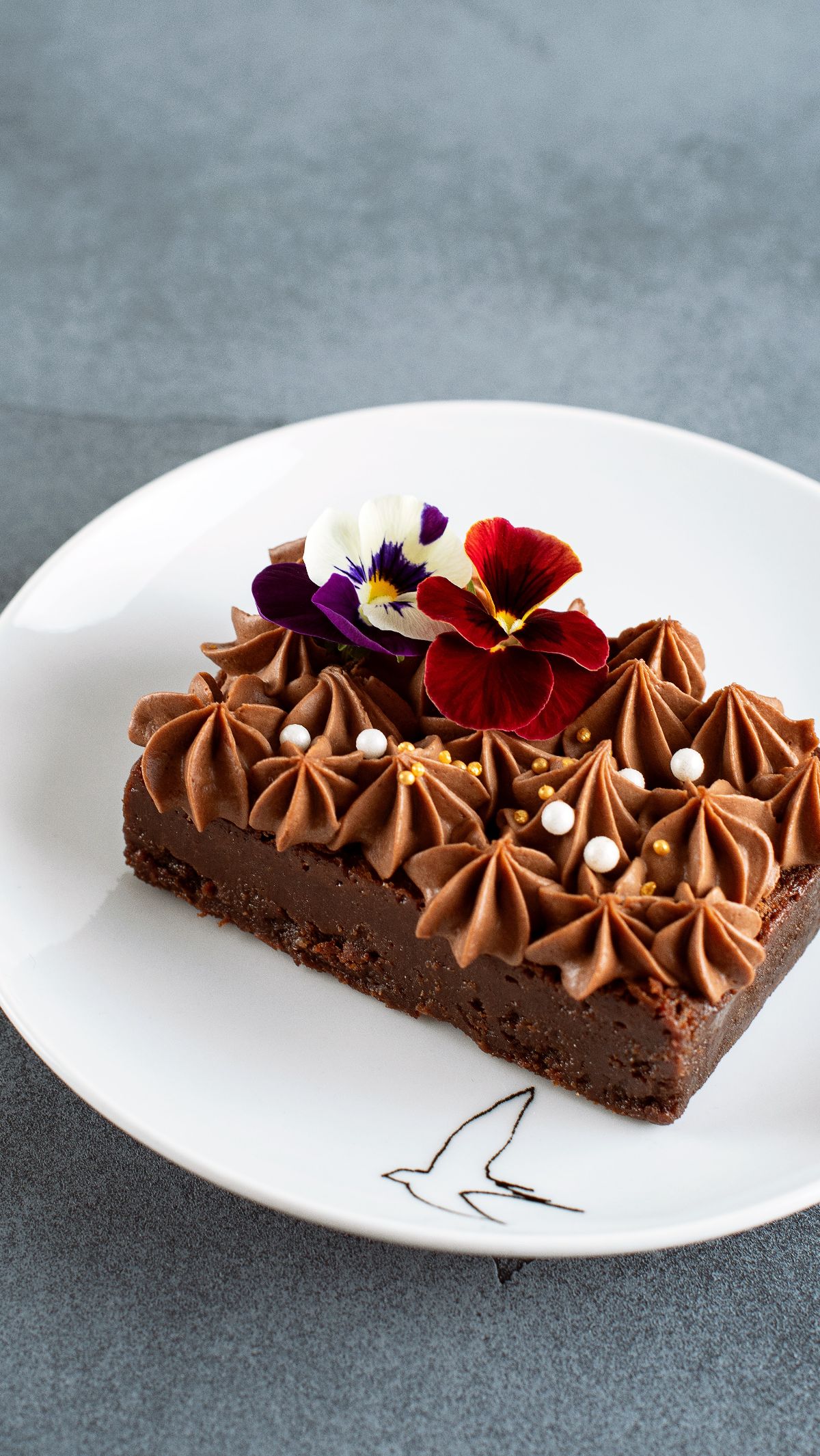 Mudah Dibuat, Puding Brownies dengan Roti Tawar
