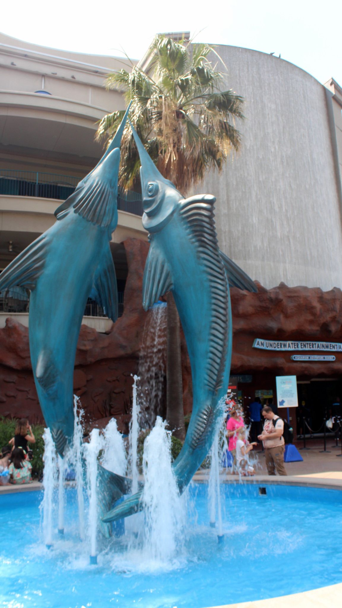 3. Downtown Aquarium: A Watery Adventure<br>