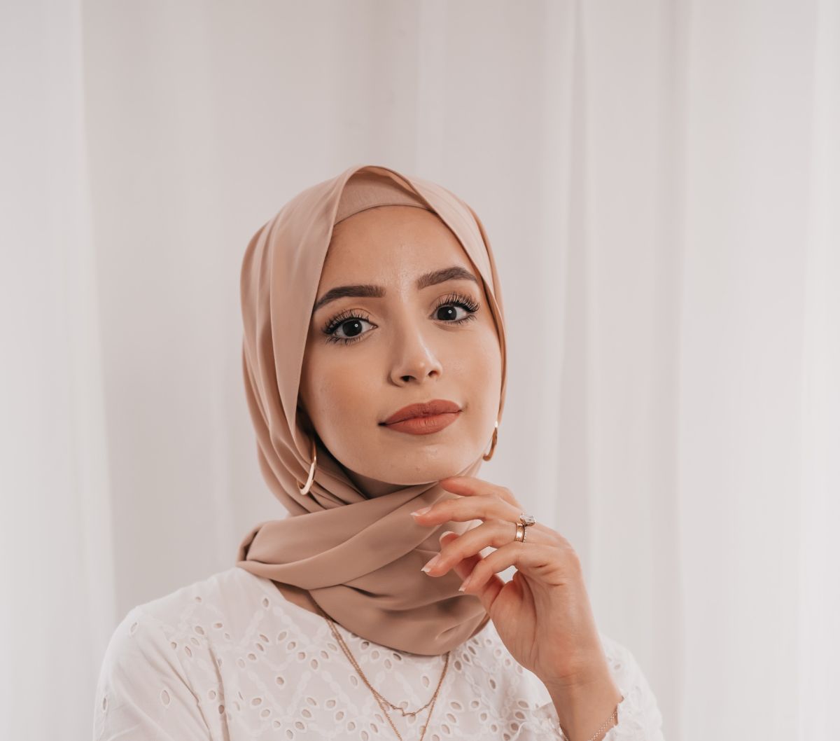 Kata-Kata Muslimah yang Menenangkan dan Menyejukkan Hati, Cocok Jadi Bahan Renungan