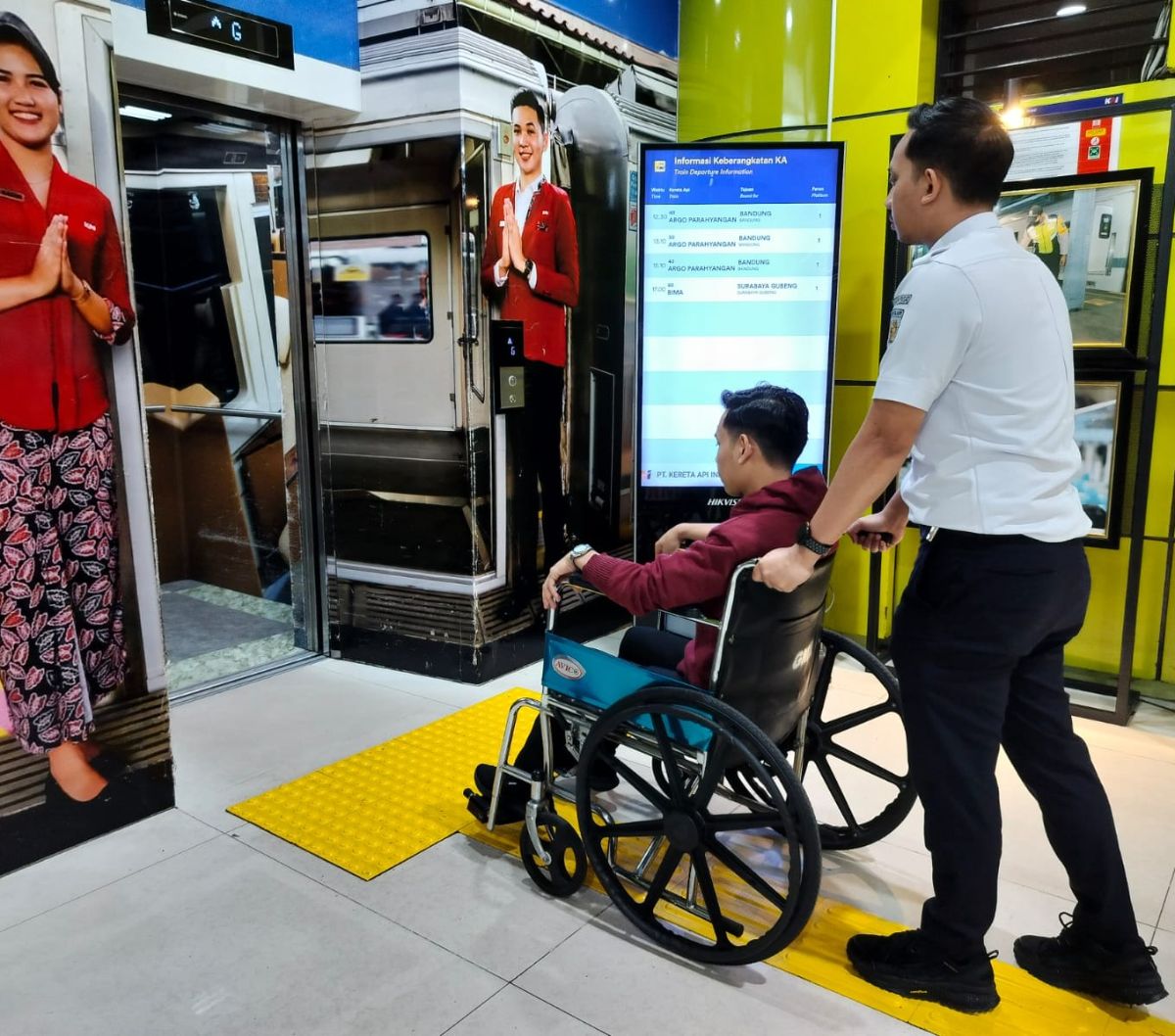 Hore! Penumpang Diasbilitas Dapat Diskon Tiket Kereta Api Jarak Jauh 20%, Begini Caranya