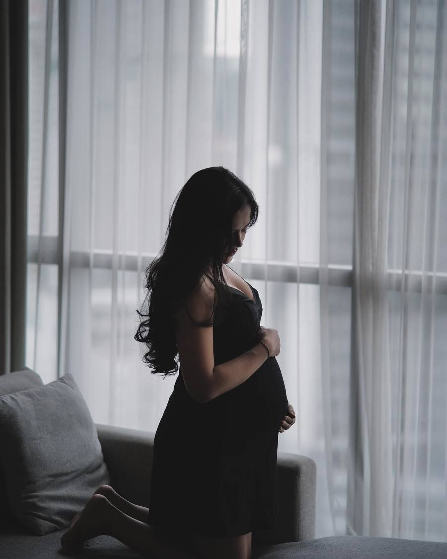 Itulah deretan potret terbaru Bella Bonita yang memperlihatkan baby bump-nya yang semakin besar.