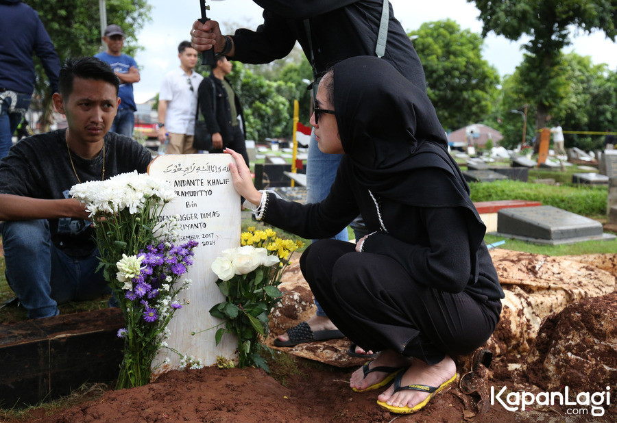 Usai Dante diautopsi, Tamara Tyamsara menyerahkan sepenuhnya ke penyidik. Ia berharap semua proses mencari kebenaran meninggalnya Dante bisa berjalan lancar.