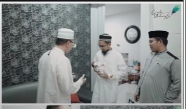 Adi Hidayat