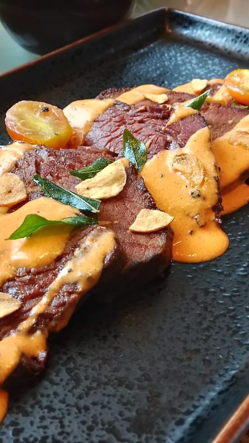 Daging Sapi Mongolia dengan Premium Saus