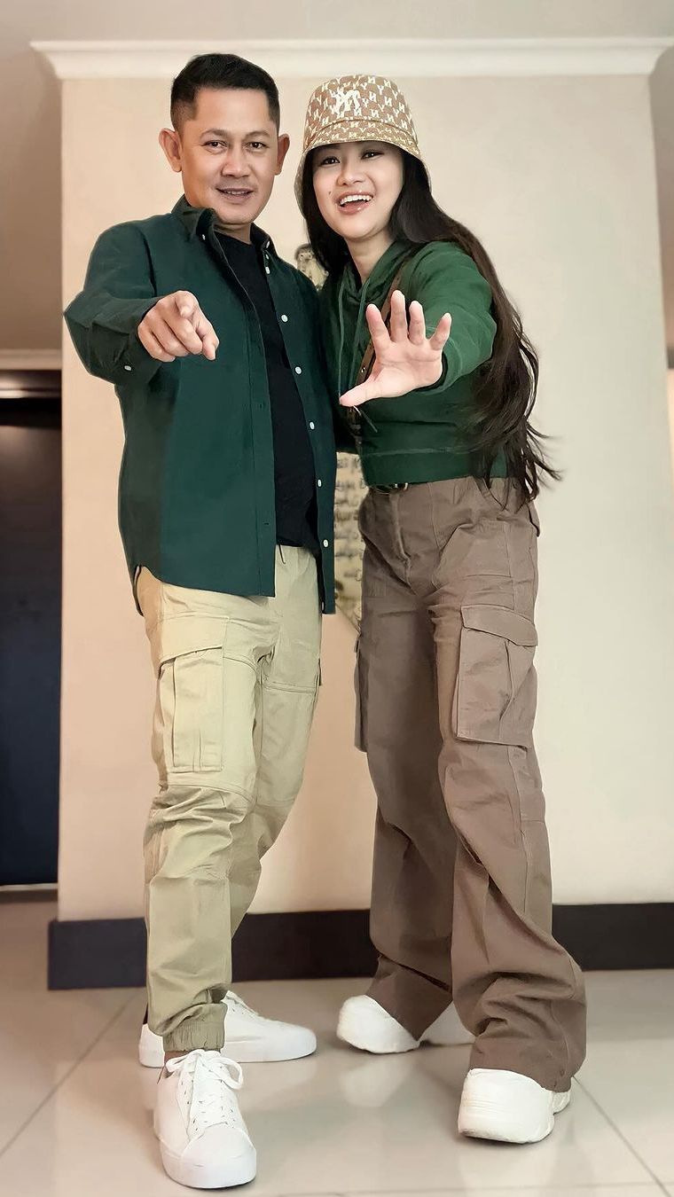 Viral Skandal Perselingkuhan Pilot, Ini Cara Fitri Carlina Jaga Suami Tak  Tergoda Pramugari | Dream.co.id