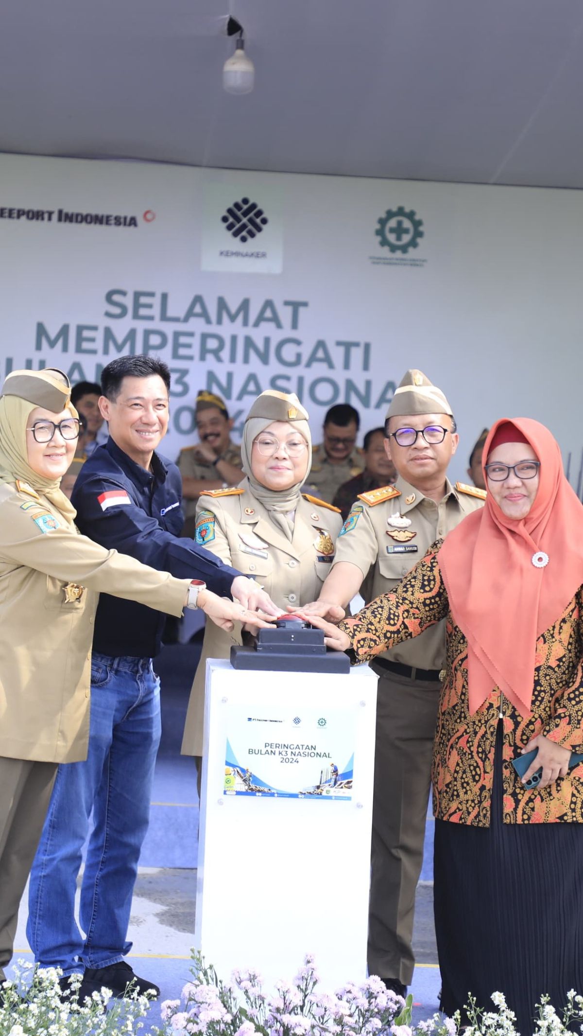 Peringati Bulan K3 di Smelter Freeport Gresik, Menaker Tekankan Pentingnya Keselamatan Kerja