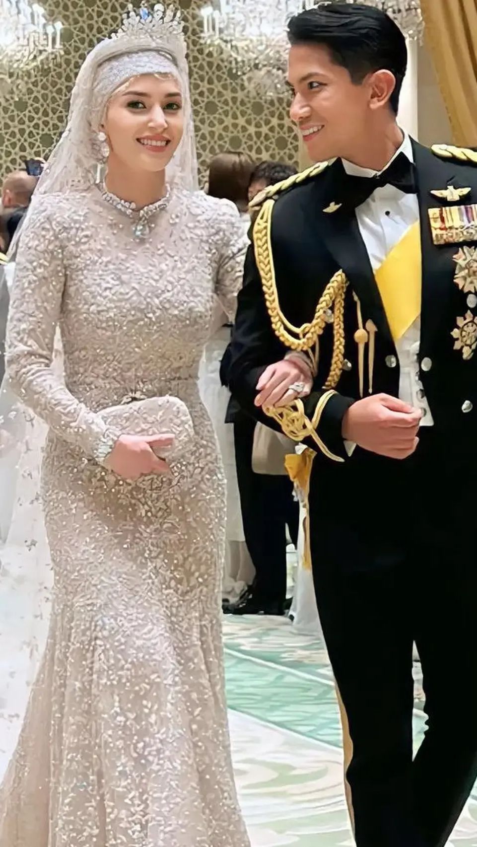 Cerita Tentang Tiara Berlian Istri dari Pangeran Mateen, Dipinjam dari Kakak Ipar
