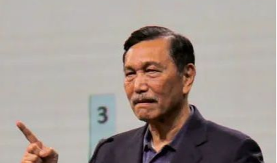 Luhut Mempertanyakan Pemakzulan