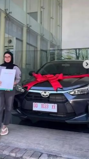 Viral Karyawan Apotek Tilap Uang Rp500 Ribu per Hari, Bisa Beli iPhone, Tanah hingga Mobil
