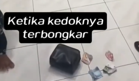Tas Berisi Uang