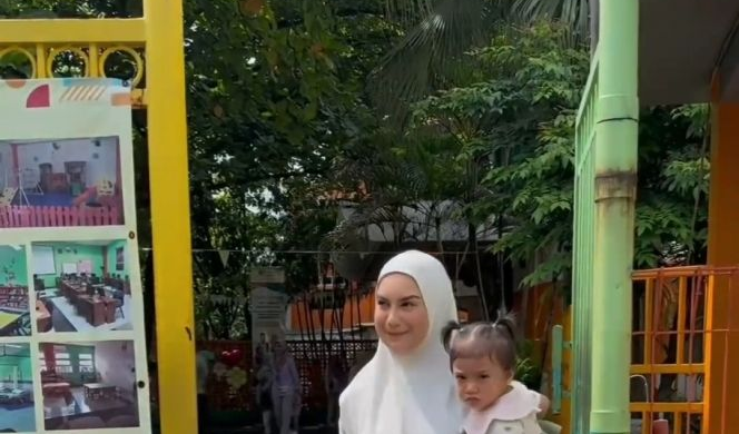Sempat Menjenguk Saat di Rumah Sakit