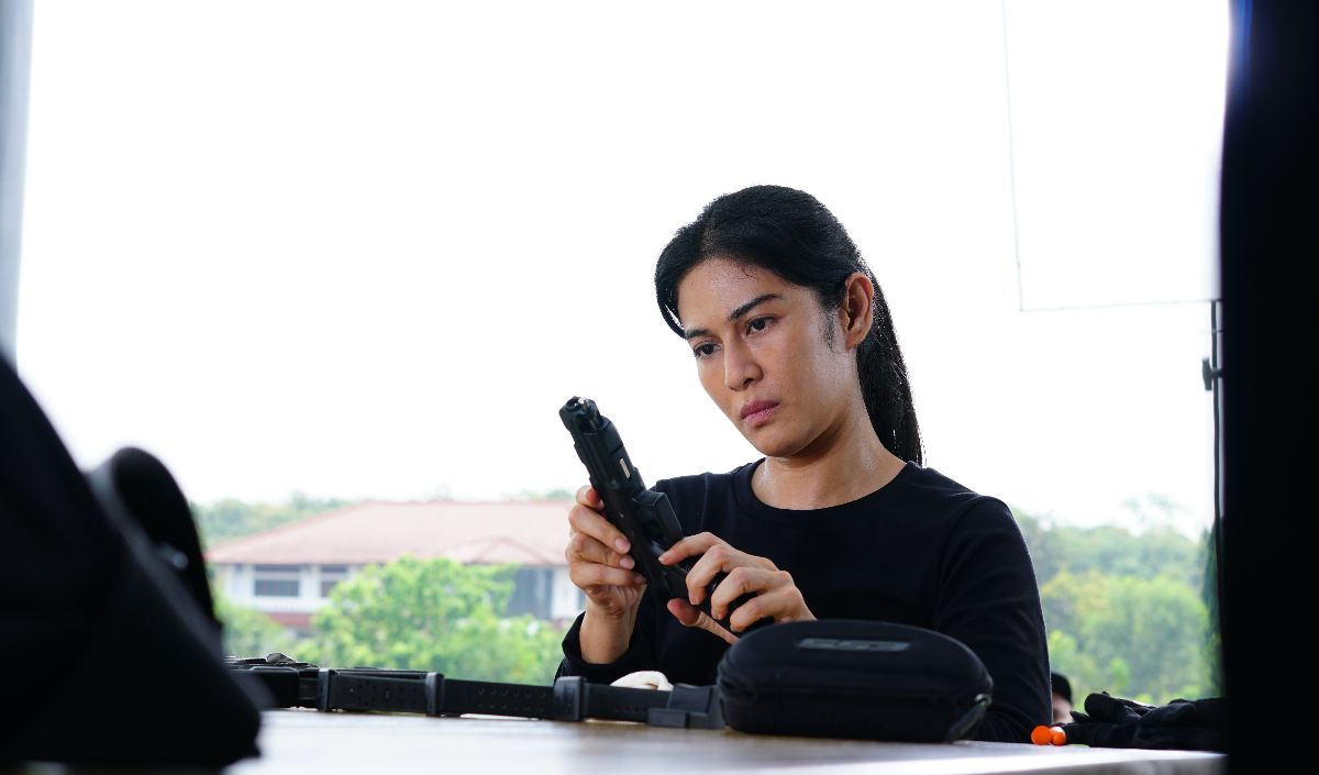Karakter Dian Sastro yang Berbeda