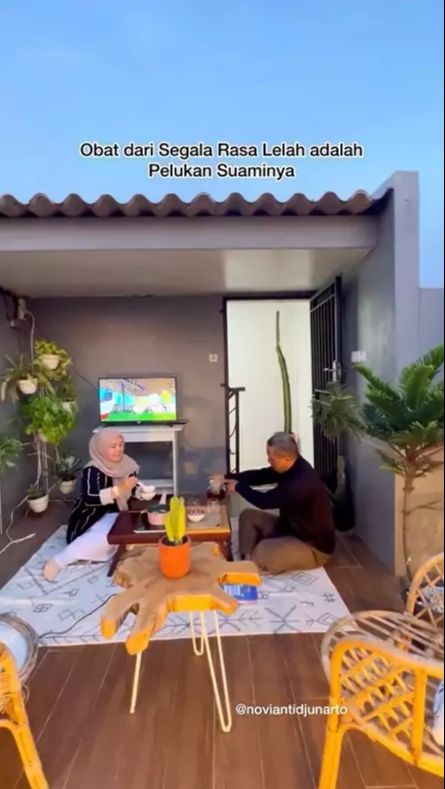 Rooftop ini juga bisa untuk camping bareng keluarga dan masak-masak.