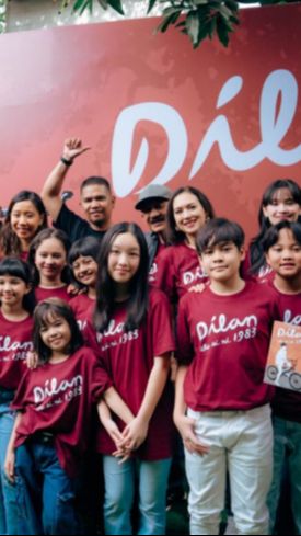 M Adhiyat menjadi pemeran utama tokoh DIlan dalam film Dilan 1983 Wo AI Ni.