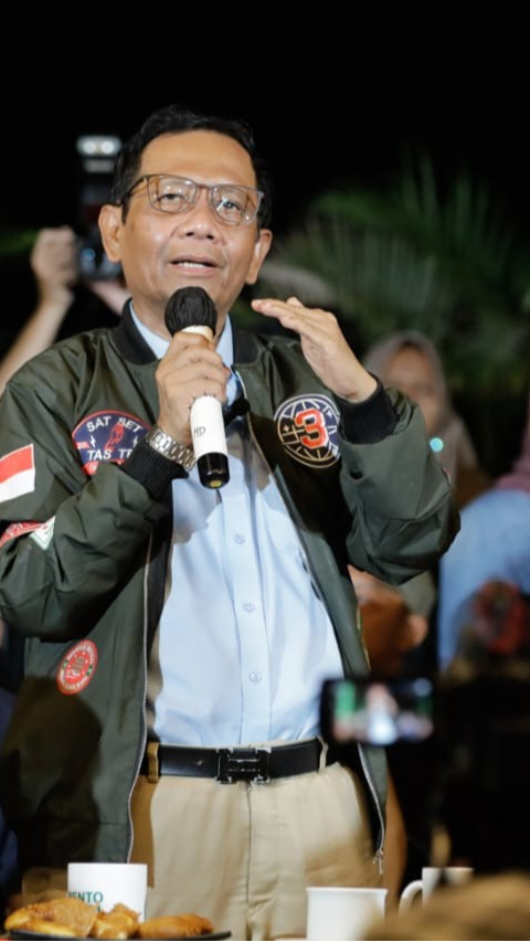Istana Jawab Peluang Pertemuan Mahfud dan Jokowi Besok Malam