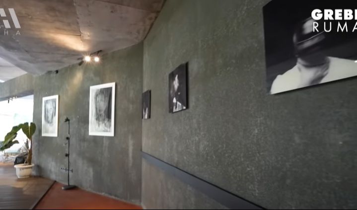 Memiliki konsep ala museum