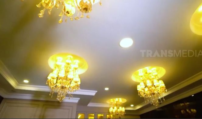 Lampu Emas