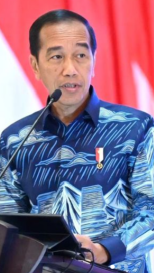Respon Jokowi Soal Ganjar dan Anies Beri Skor Rendah Sektor Pertahanan Era Prabowo