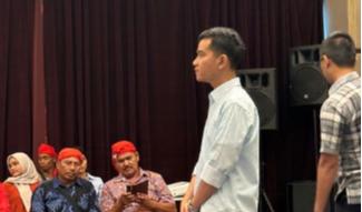 Mendampingi Gibran Kampanye