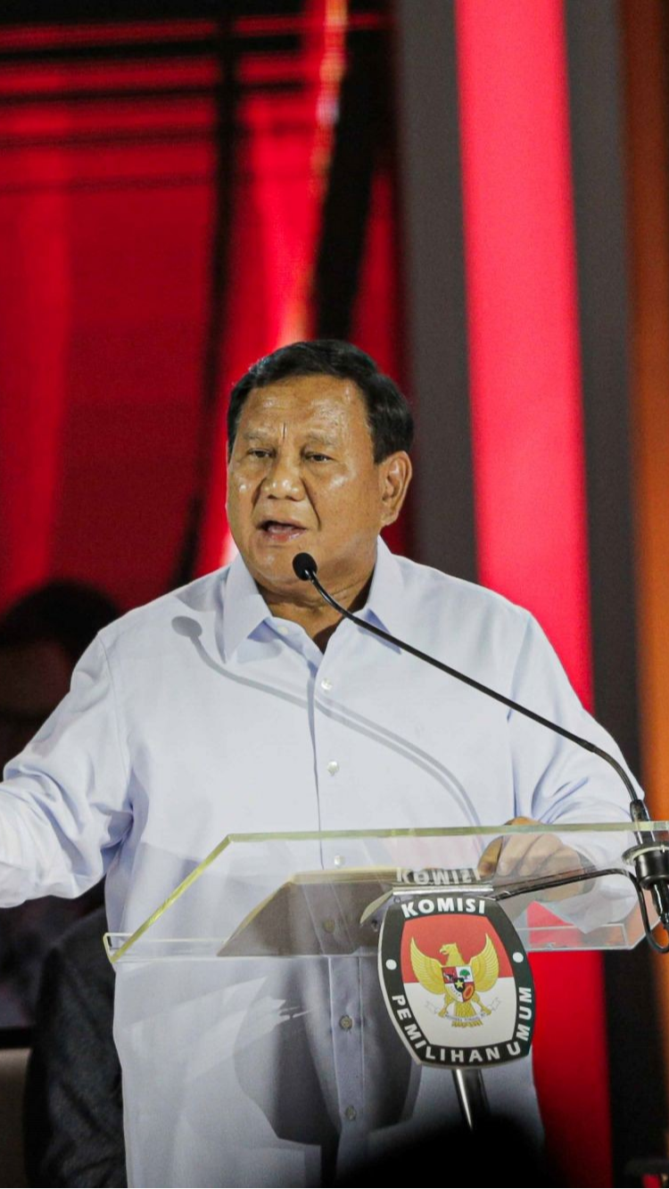 Prabowo Sebut Karakter Manusia Bermuka Tebal, Diberi Dukungan Dibalas Kedengkian