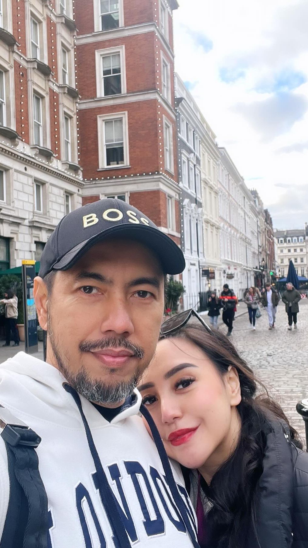 ANAK AYAH AKAN KEMBALI MENJADI ANAK YANG SOLEHAH AAMIN, tulis Sunan yang langsung menjadi sorotan netizen