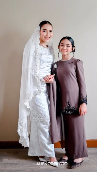 Kini sudah tumbuh dewasa, kecantikan Bilqis sudah menyaingi sang ibunda.