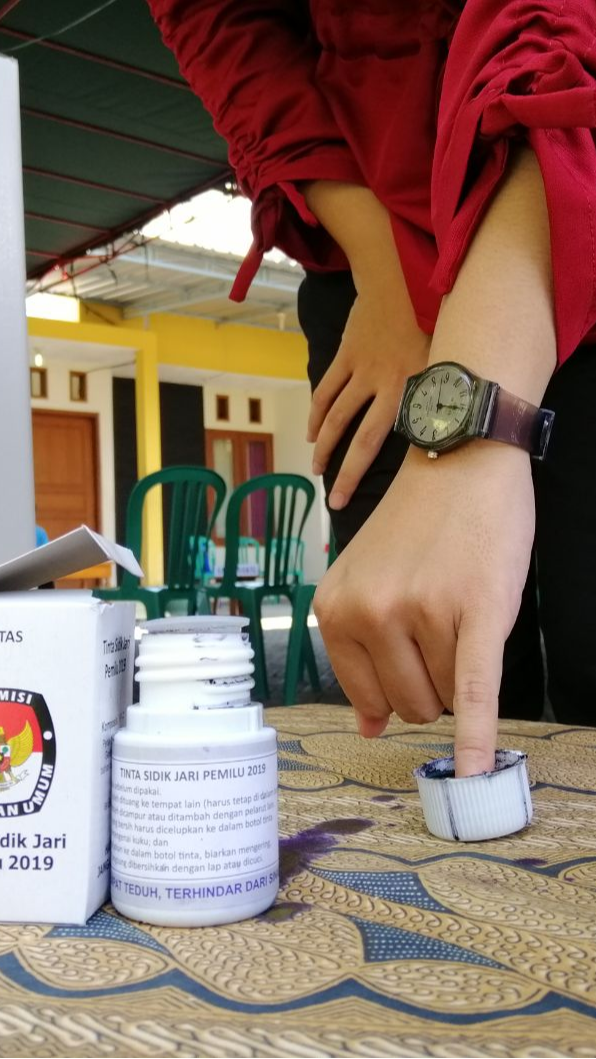 Nyoblos Bisa dapat Diskon Belanja di Mal, Cukup Tunjukkan Tinta di Jari Kelingking