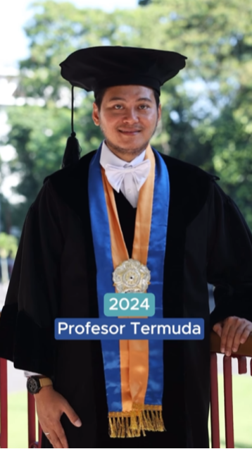 Cetak Sejarah! Pramaditya Wicaksono Jadi Guru Besar Termuda UGM di Usia 35 Tahun