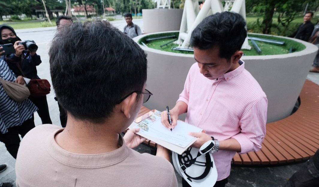 Imbau Masyarakat Tak Golput