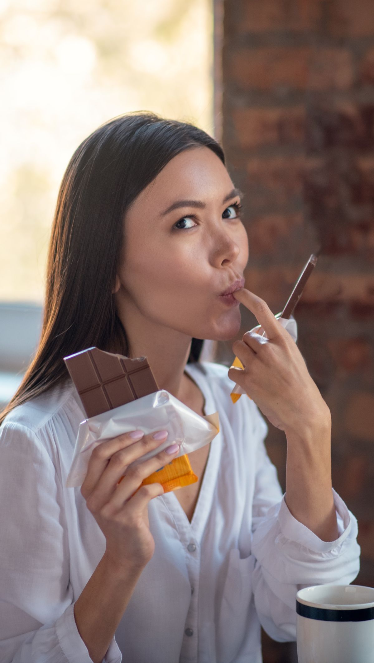 Lebih Sehat Cokelat Hitam atau Cokelat Putih? Cari Tahu Faktanya
