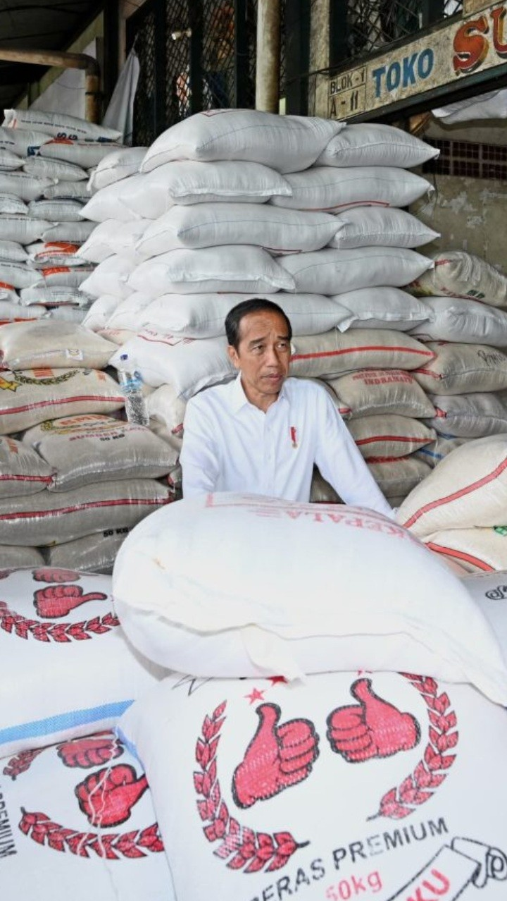 Minta Perum Bulog All Out, Jokowi Perkirakan Harga Beras Bakal Turun dalam 1-2 Minggu Lagi