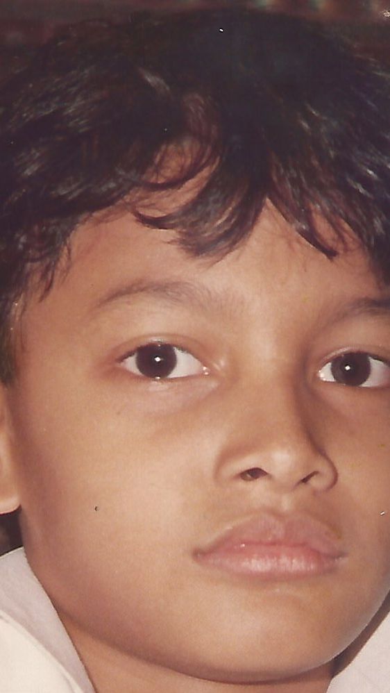 Bocah Laki-Laki Ini Jadi Artis Terkenal dengan Karakter Spesialis Poligami, Coba Tebak?