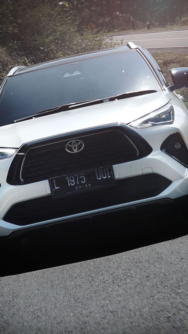 Seberapa Laku Mobil Listrik Toyota di Indonesia?
