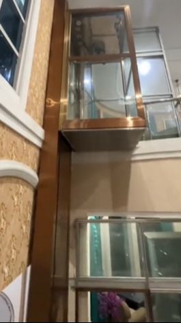 Desain rumah tersebut pun tak kalah mencuri perhatian