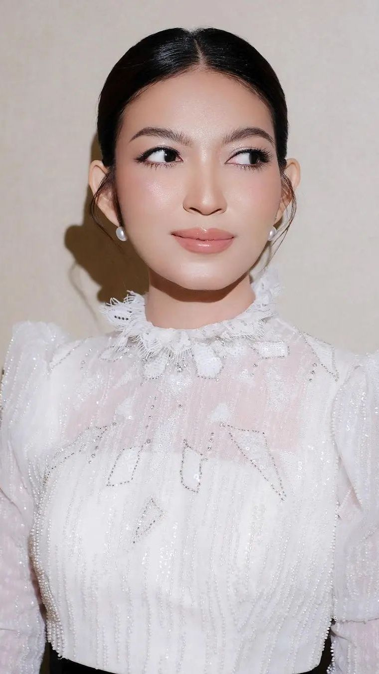 Tengok Perawatan Rambut Selvi Ananda Demi Tampilan On Point!