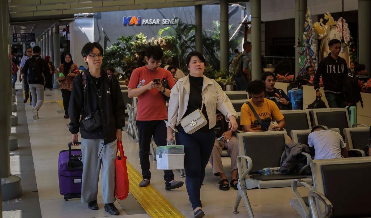 1. Pesan Tiket Jauh-jauh Hari