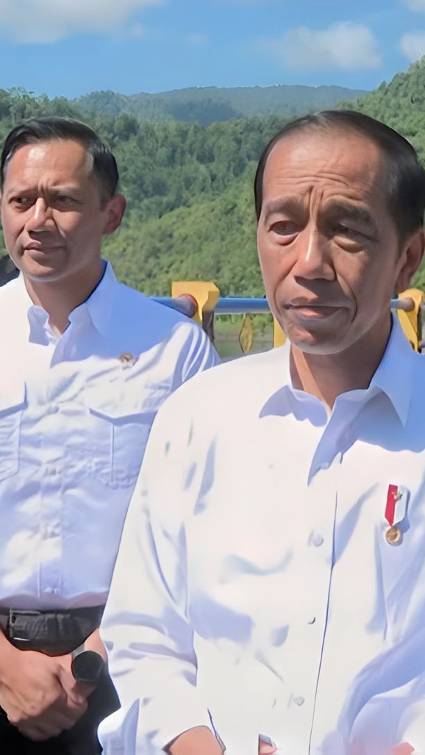 Momen AHY dan Jokowi Tangkap Ikan saat Resmikan Bendungan Lolak di Sulut