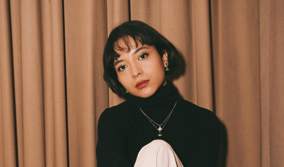 Tips dari Putri Marino Biar Parfum Aromanya Awet Seharian
