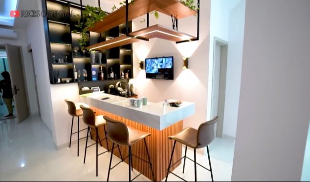 Mini Bar