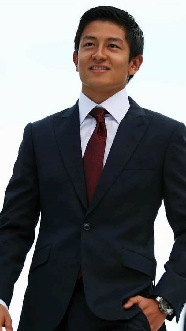 Jarang Umbar Kemesraan, Potret Rio Haryanto Kepergok Kondangan Bareng Ponakan Sandiaga Uno