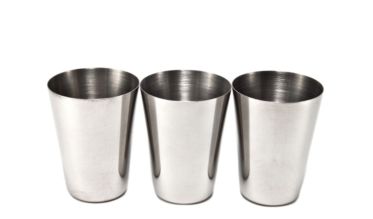 3. Gelas Logam atau Stainless Steel
