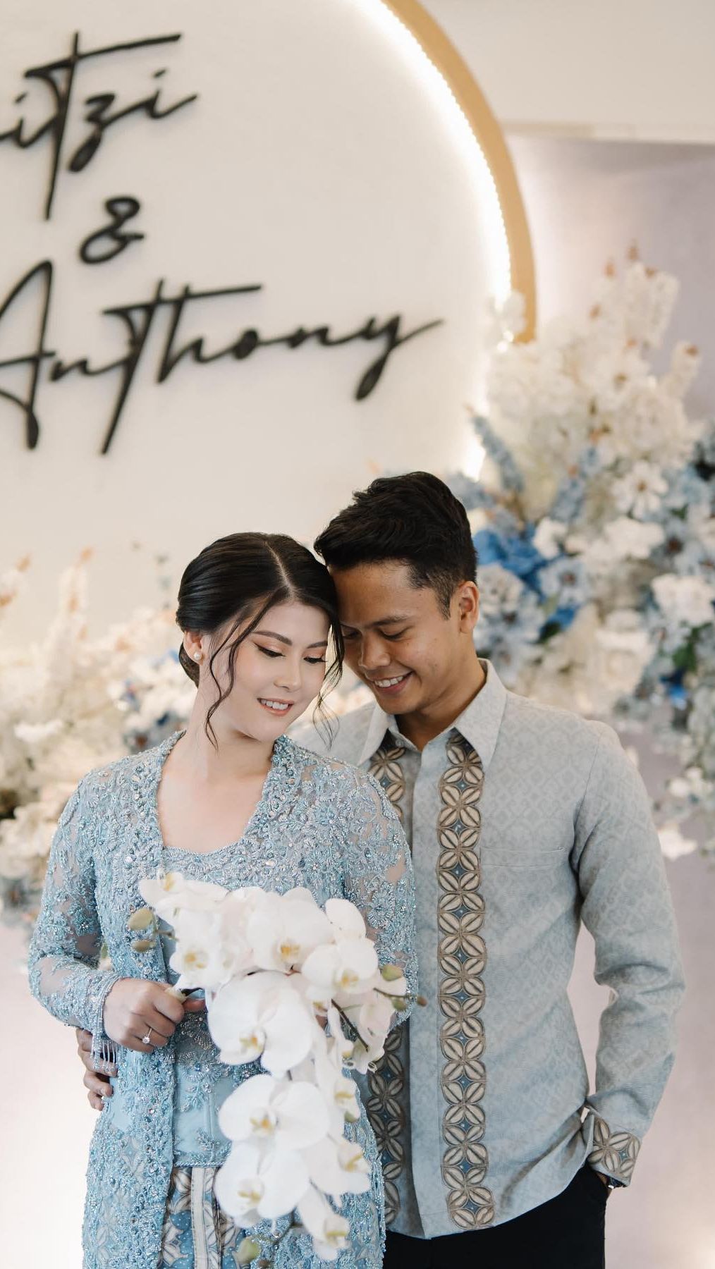 Potret Pertunangan Anthony Sinisuka Ginting dan Mitzi Abigail, Selangkah Lagi Menuju Pelaminan!
