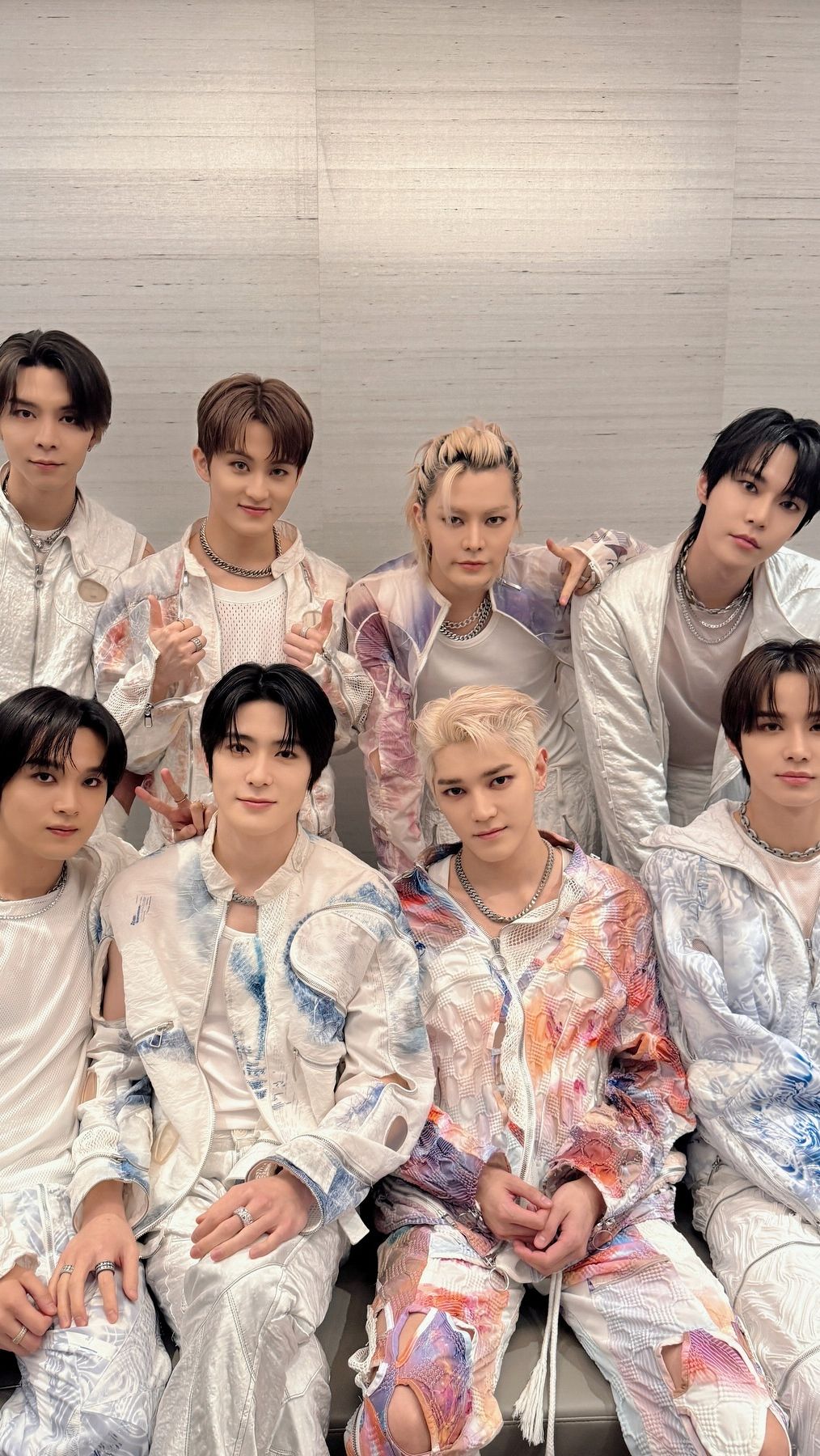 Kemudian ada NCT 127 yang datang berkunjung ke rumah Raffi dan Nagita
