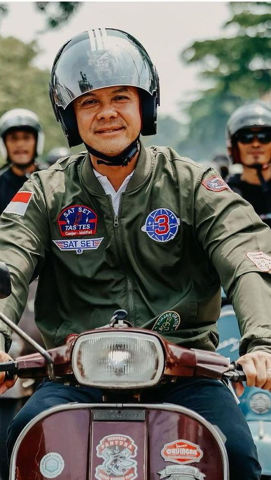 Hitung-Hitungan Gaji Guru yang Dijanjikan Ganjar Pranowo